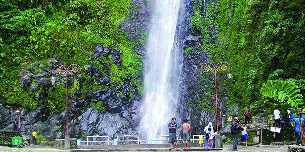 air terjun sedudo Misteri air terjun sedudo