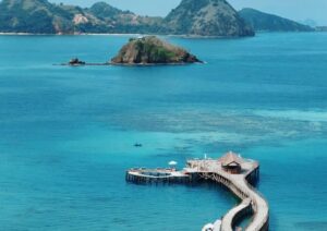 pantai waecicu labuan bajo